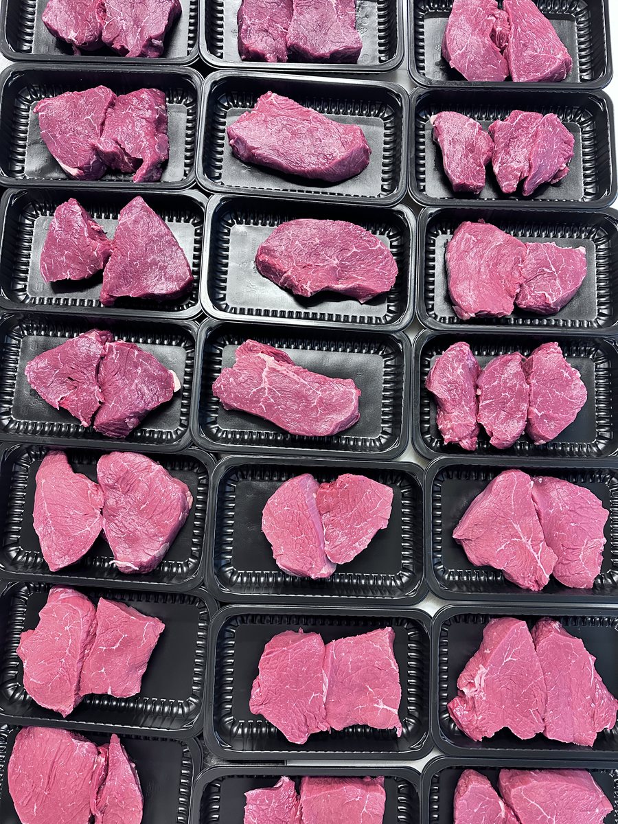 Frisch portionierte Steaks