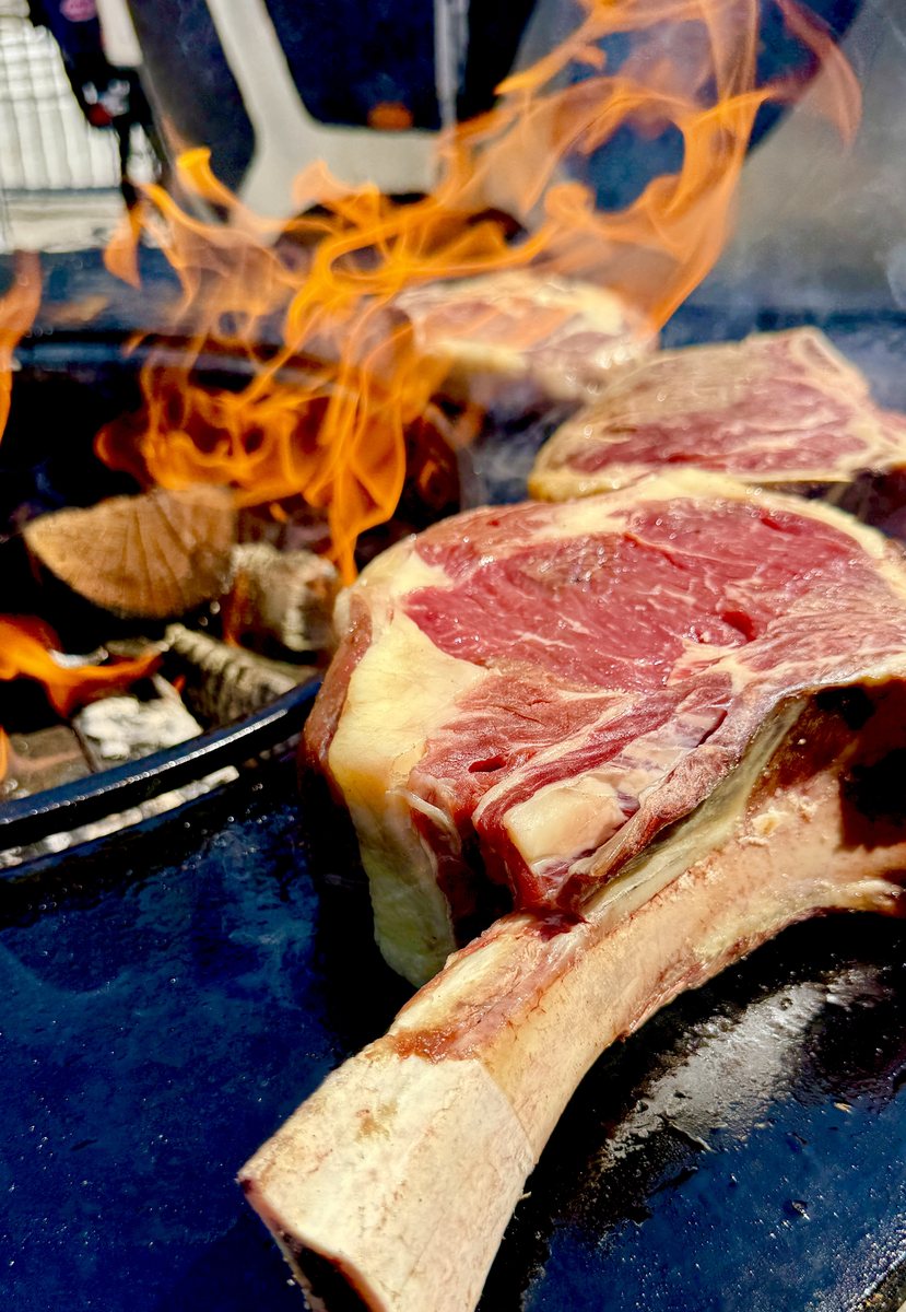 Dry Aged Tomahawk